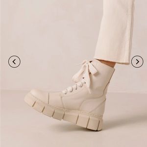 ALOHAS “Can Can” Leather Boots